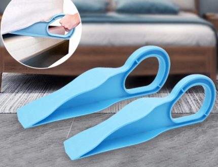 Bed laying tool/assistant