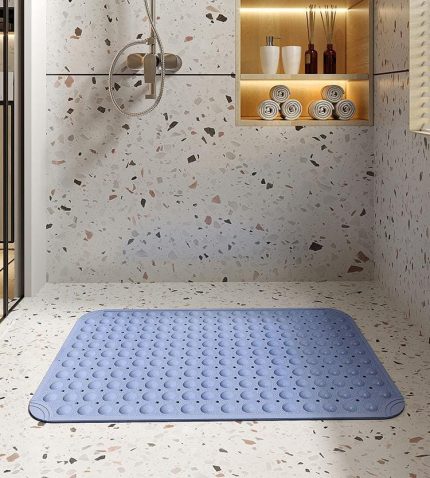 Anti slip bathroom mat