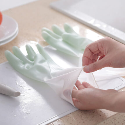 Household rubber gloves (A pair)